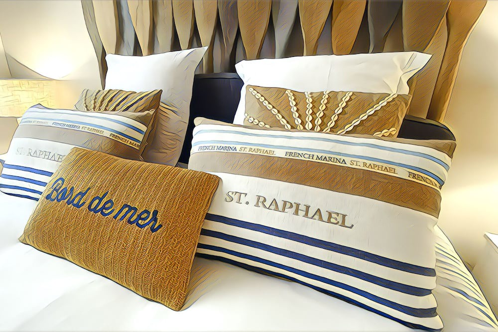 Photo of Bedroom in Lieu-Saint-Amand