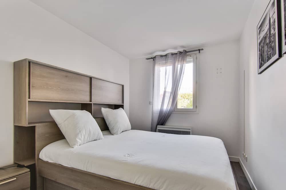 Photo of Bedroom in Bailly-Romainvilliers