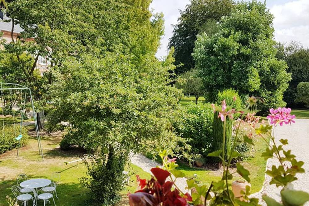 Photo of Outdoor in Saint-Aubin-Routot