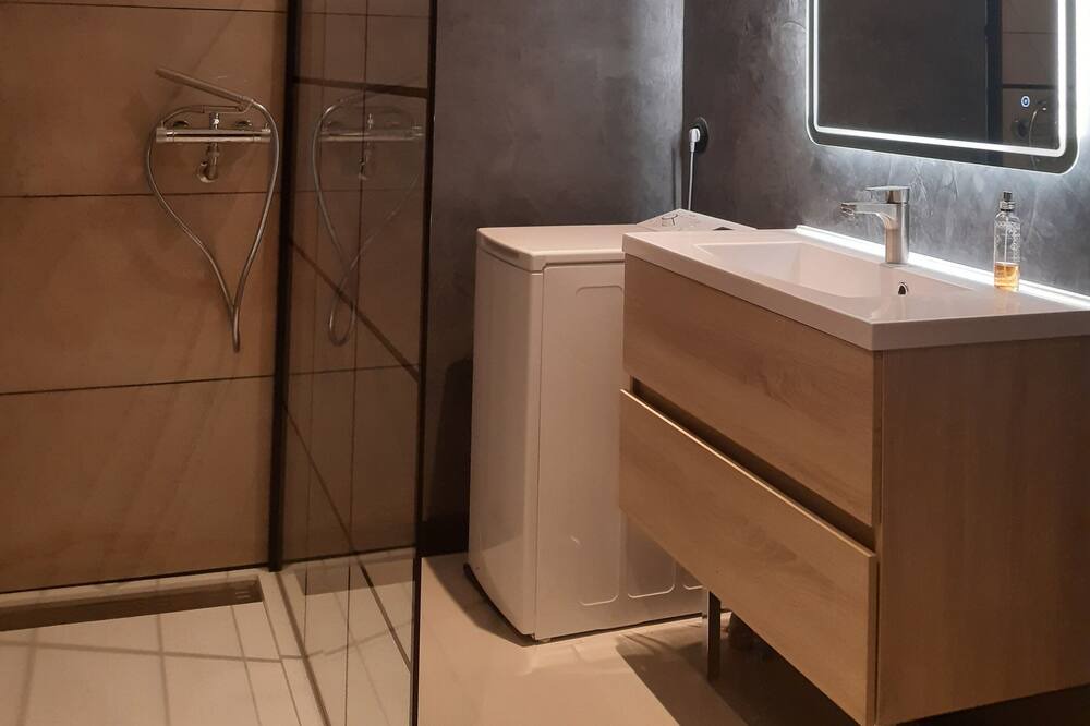 Photo of Bathroom in Wierre-Effroy