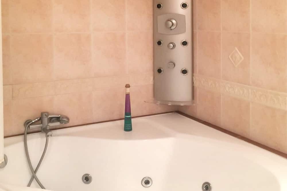 Photo of Bathroom in Tremblay-en-France