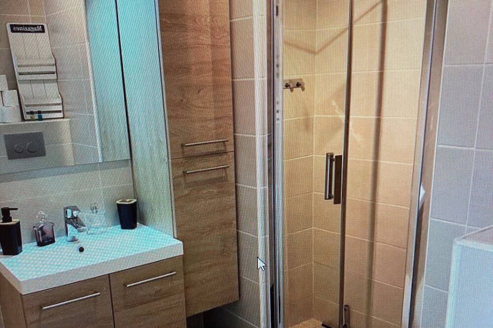 Photo of Bathroom in Pontault-Combault