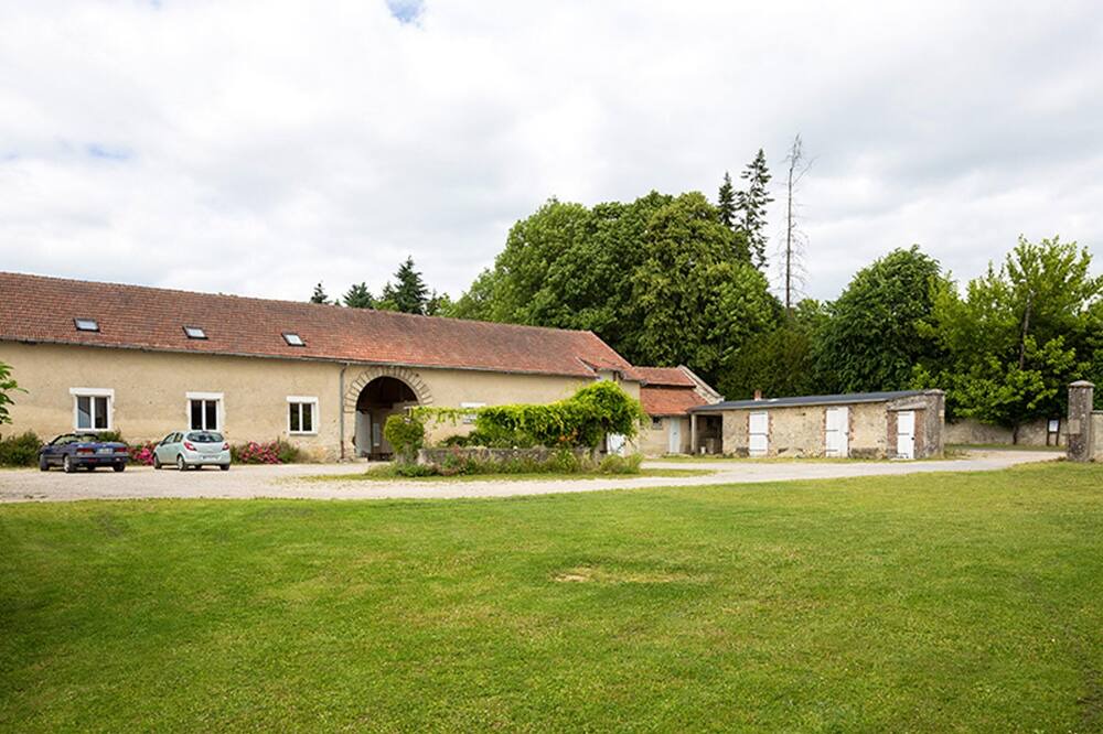 Photo of Others in Monthenault