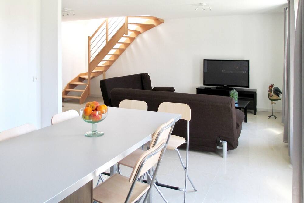Photo of Livingroom in Monthenault