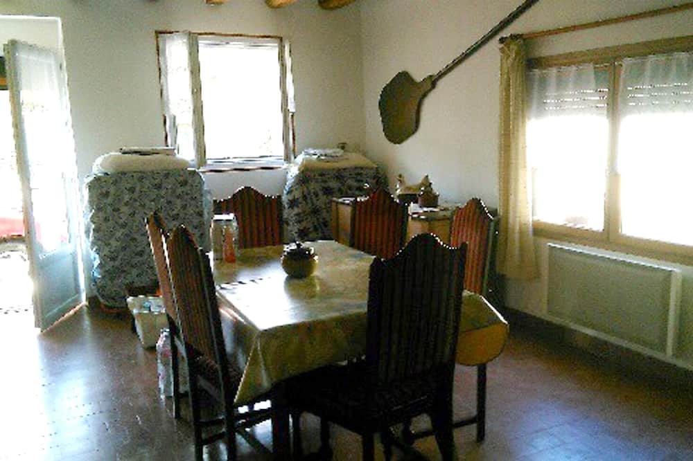 Photo of Livingroom in Loire - Vignobles et Nohain