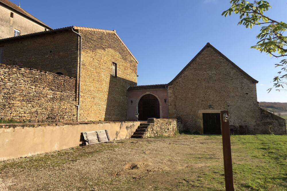Photo of Outdoor in Salornay-sur-Guye