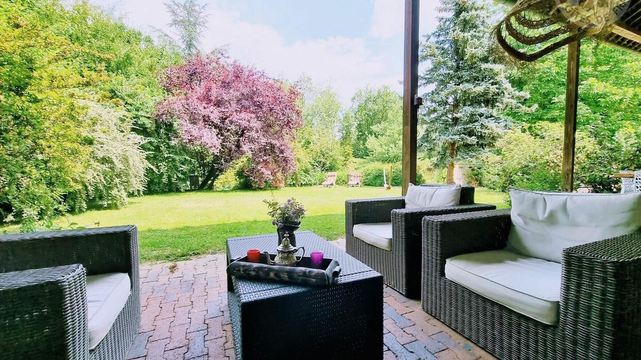 Photo of Outdoor in Arronville
