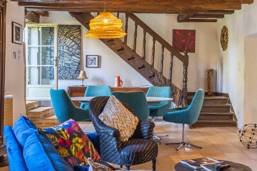 Photo of Livingroom in Curtil-Vergy