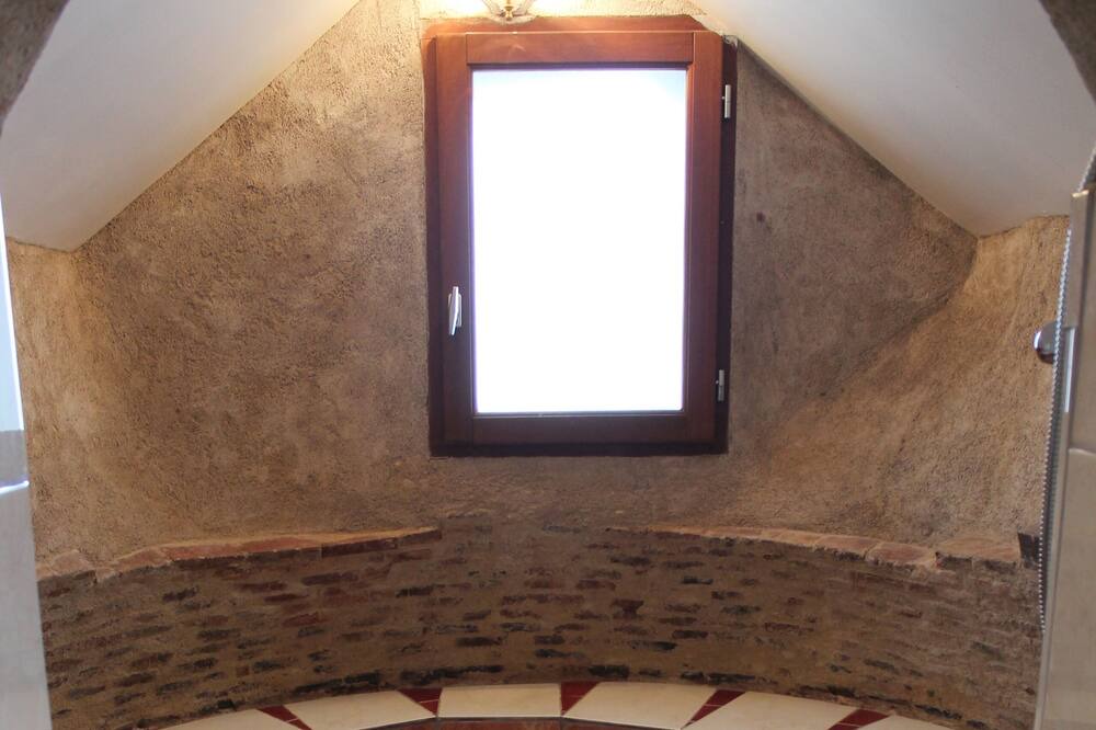 Photo of Bathroom in Thoste