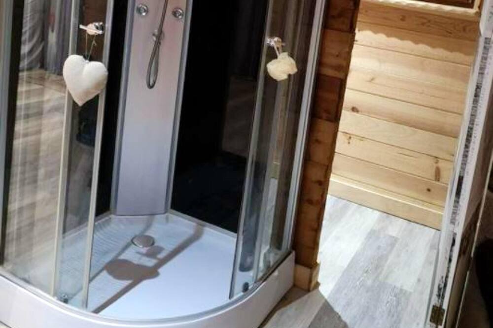 Photo of Bathroom in Louatre