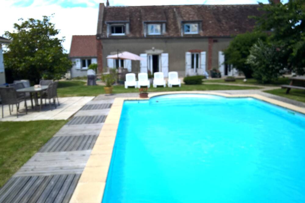 Photo of Outdoor in Ervauville
