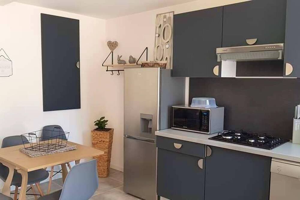 Photo of Livingroom in Sainte-Genevieve-les-Gasny