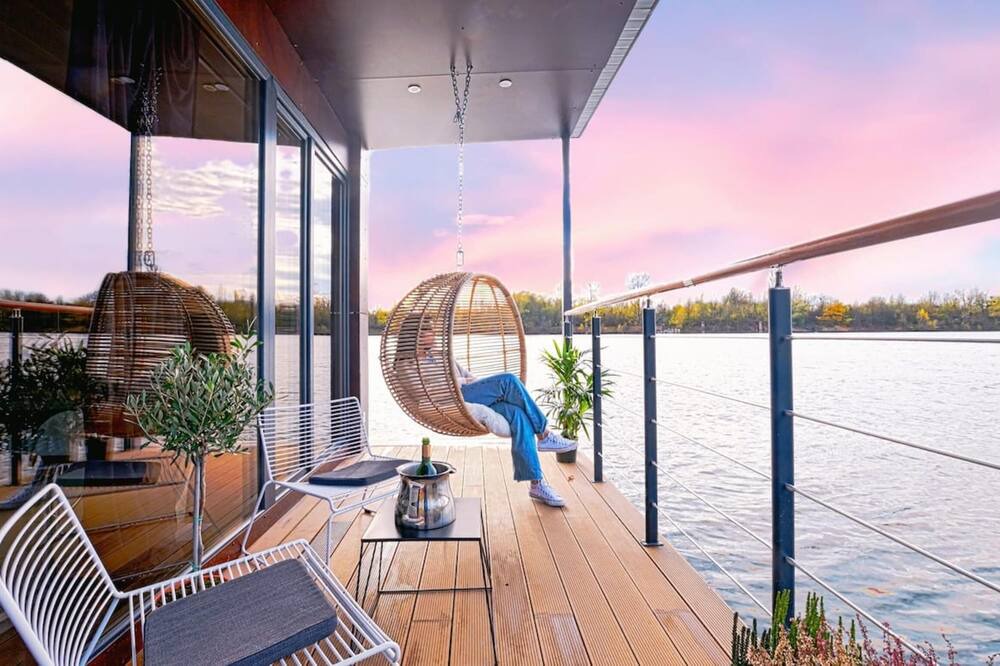 Photo of Patio Balcony in Guernes