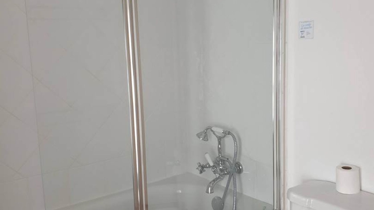 Photo of Bathroom in Theuville