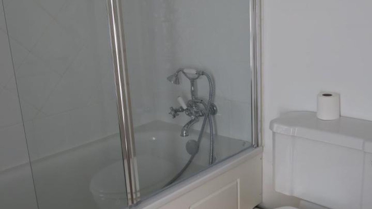 Photo of Bathroom in Theuville