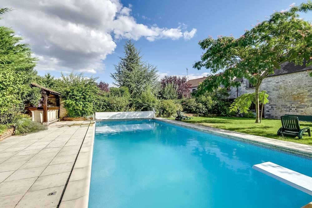 Photo of Outdoor in Saint-Germain-sur-Ecole