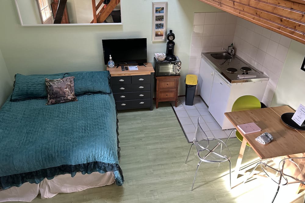 Photo of Bedroom in Villemoiron-en-Othe
