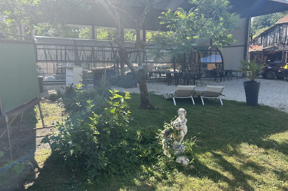 Photo of Outdoor in Villemoiron-en-Othe