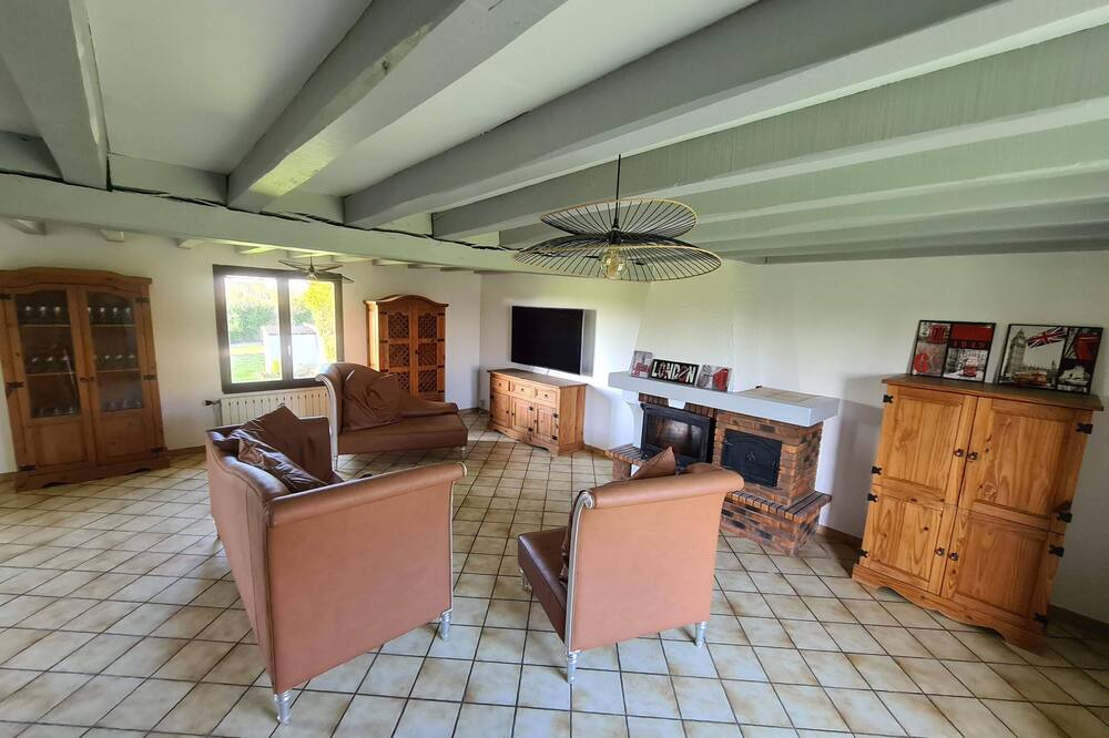Photo of Livingroom in Marles-en-Brie