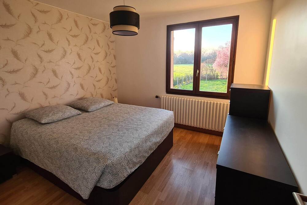 Photo of Bedroom in Marles-en-Brie
