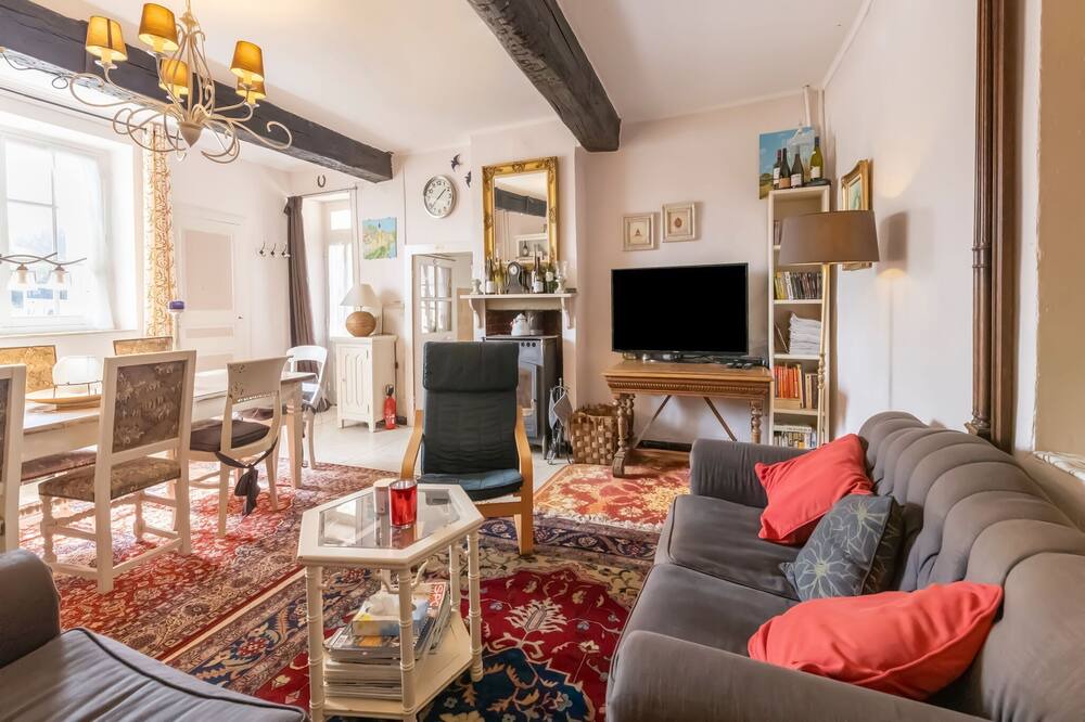 Photo of Livingroom in Dun-sur-Grandry