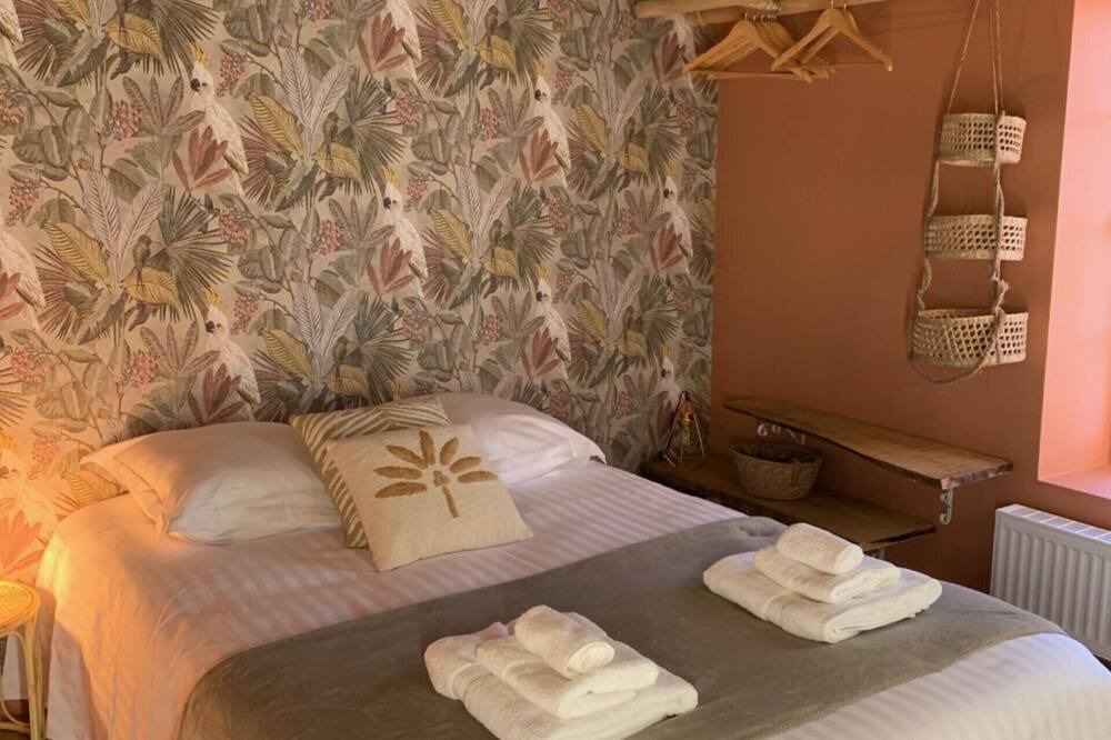 Photo of Bedroom in Les Authieux-du-Puits