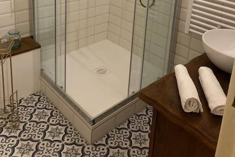 Photo of Bathroom in Verdun
