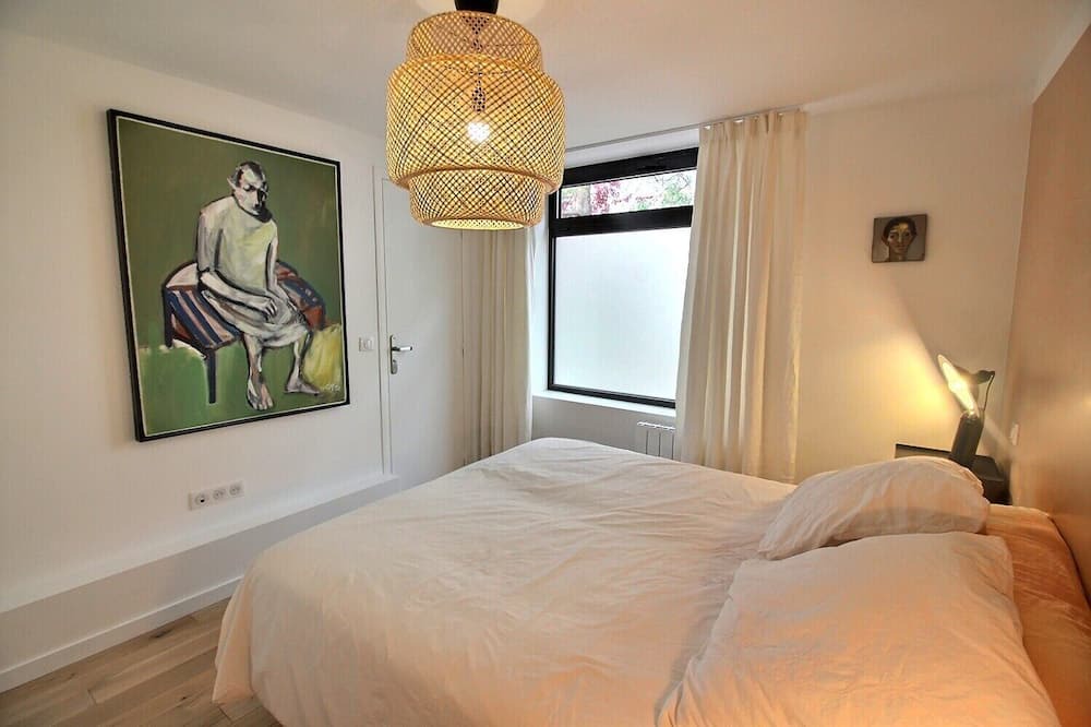 Photo of Bedroom in Quartier Saint-Ambroise