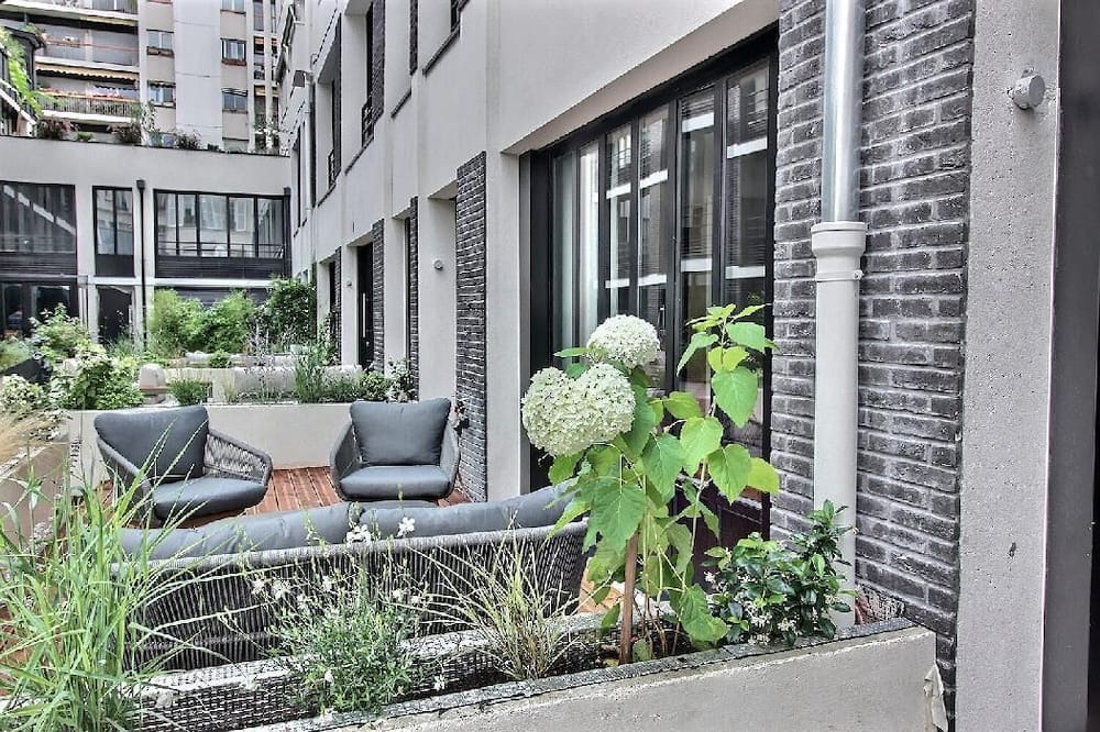 Photo of Patio Balcony in Quartier Saint-Ambroise