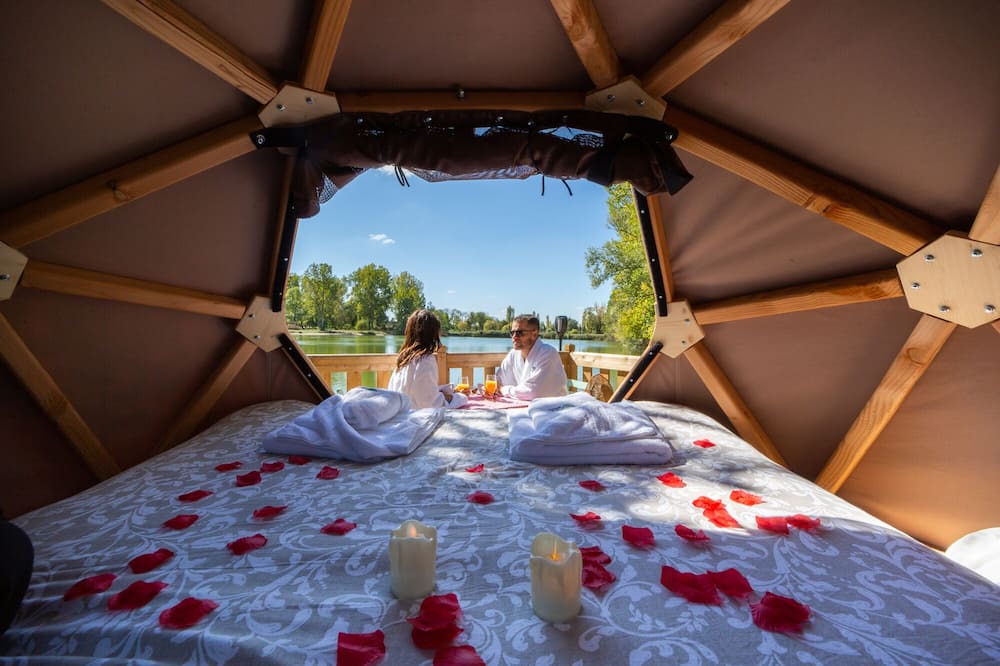 Photo of Bedroom in Gravon