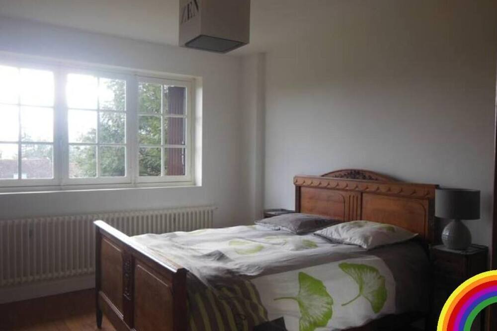 Photo of Bedroom in Saint-Michel-Tubœuf