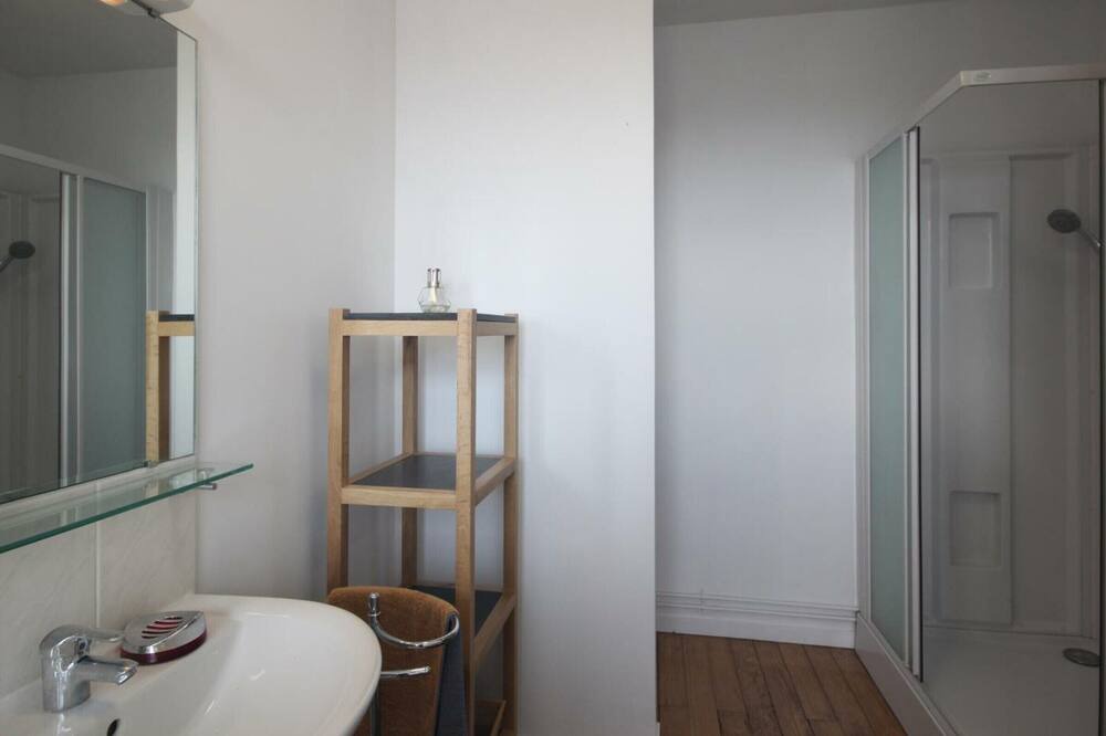 Photo of Bathroom in Mesnieres-en-Bray
