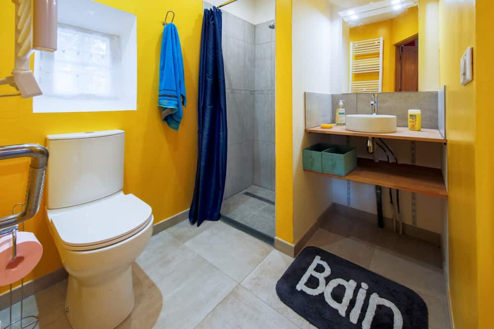 Photo of Bathroom in Saint-Saens