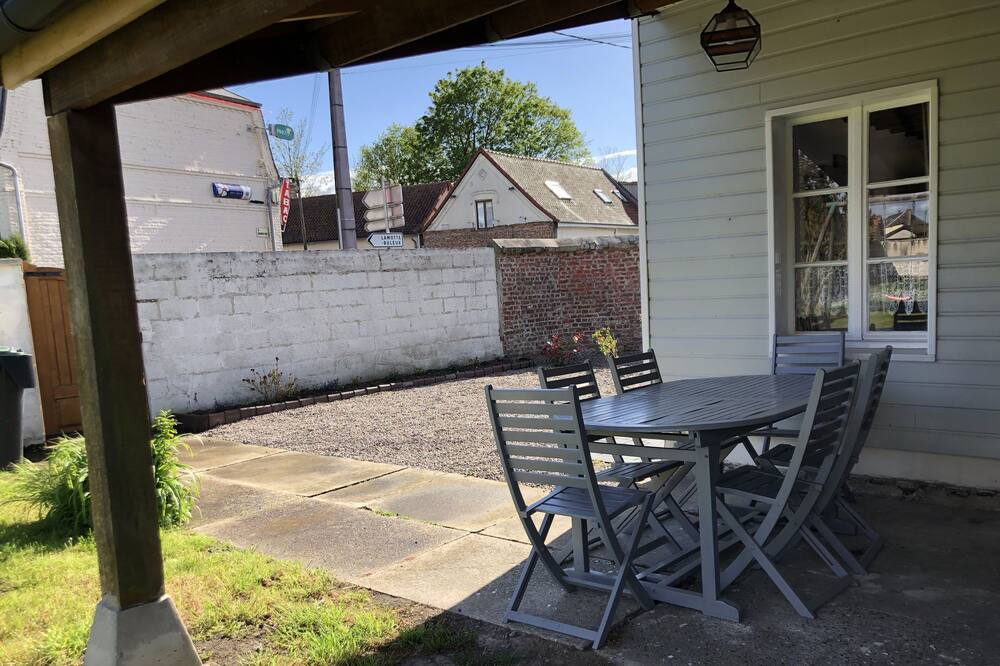 Photo of Patio Balcony in Le Titre