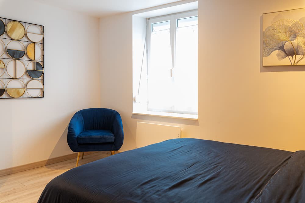 Photo of Bedroom in Charleville-Mezieres