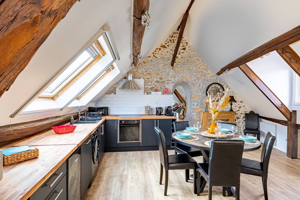 Photo of Kitchen in Gouvernes