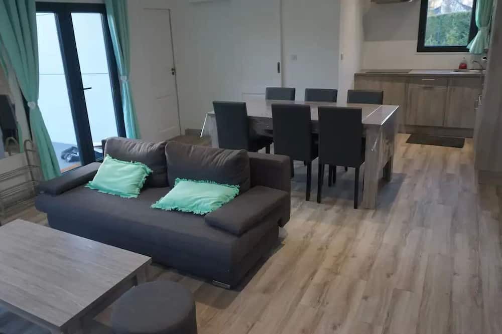 Photo of Livingroom in Poix-Terron
