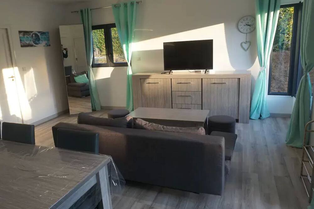 Photo of Livingroom in Poix-Terron