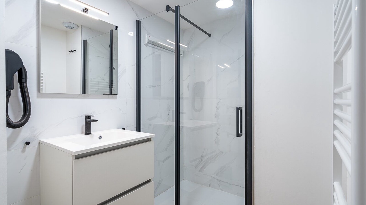 Photo of Bathroom in Camiers