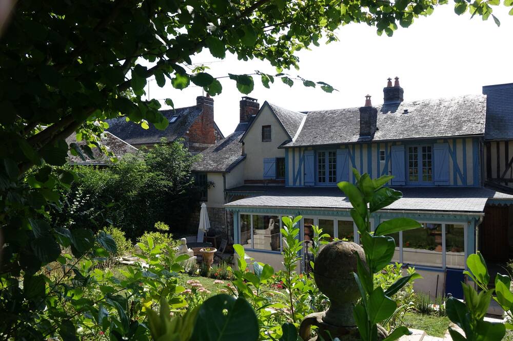 Photo of Outdoor in Le Bec-Hellouin