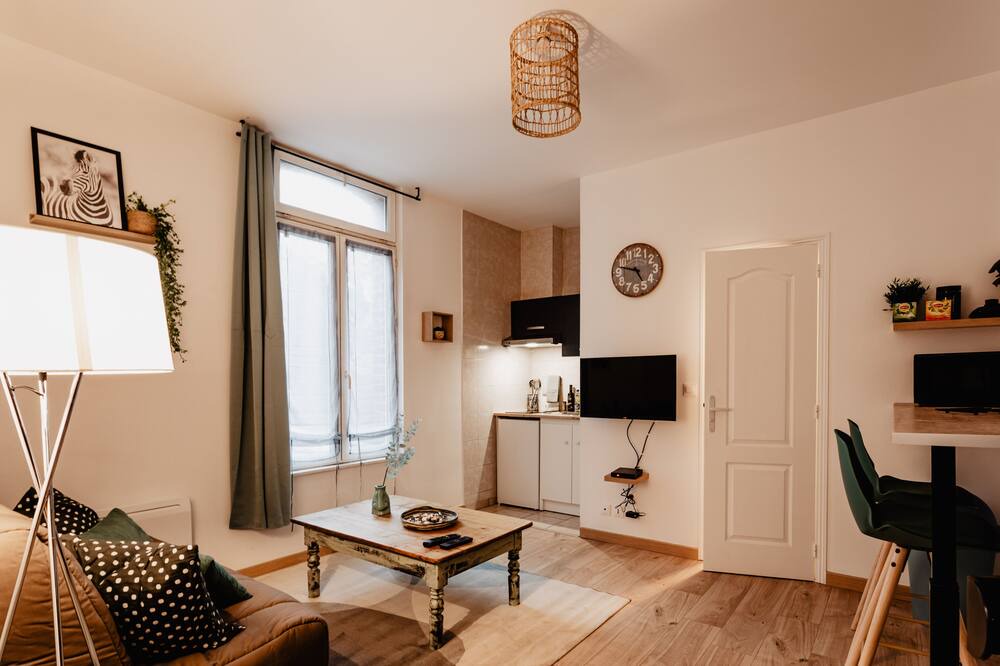 Photo of Bedroom in Valenciennes