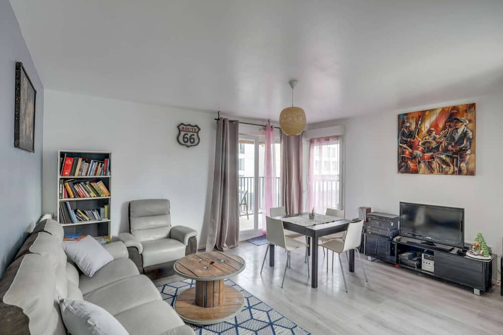 Photo of Livingroom in Orly