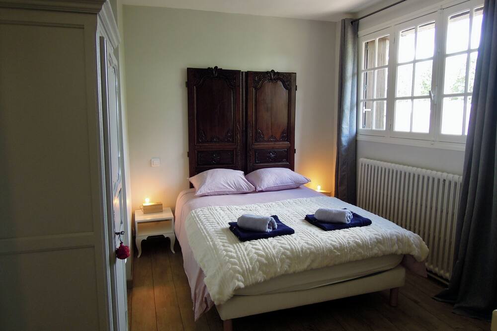 Photo of Bedroom in Noisy-sur-Ecole