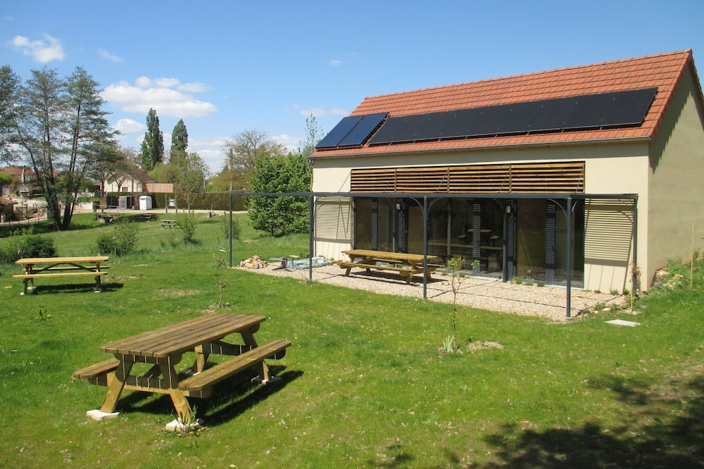 Photo of Outdoor in Baugy