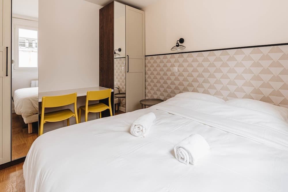 Photo of Bedroom in Aubervilliers