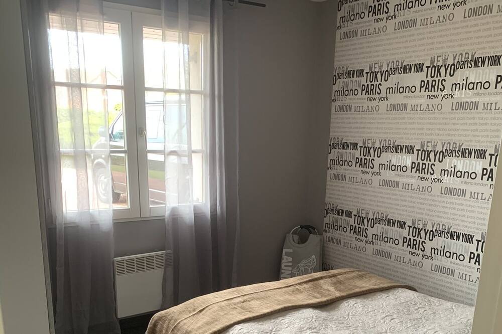 Photo of Bedroom in Verton