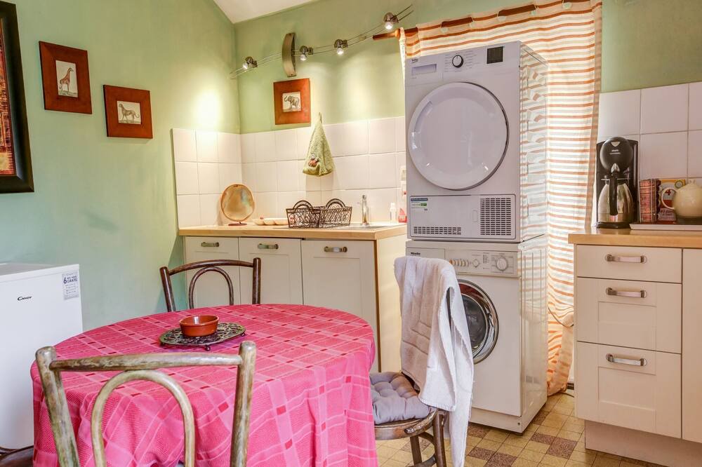 Photo of Livingroom in Raizeux
