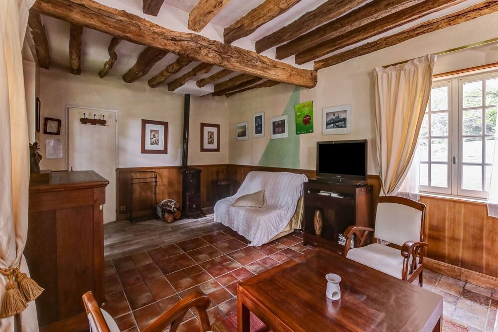 Photo of Livingroom in Raizeux