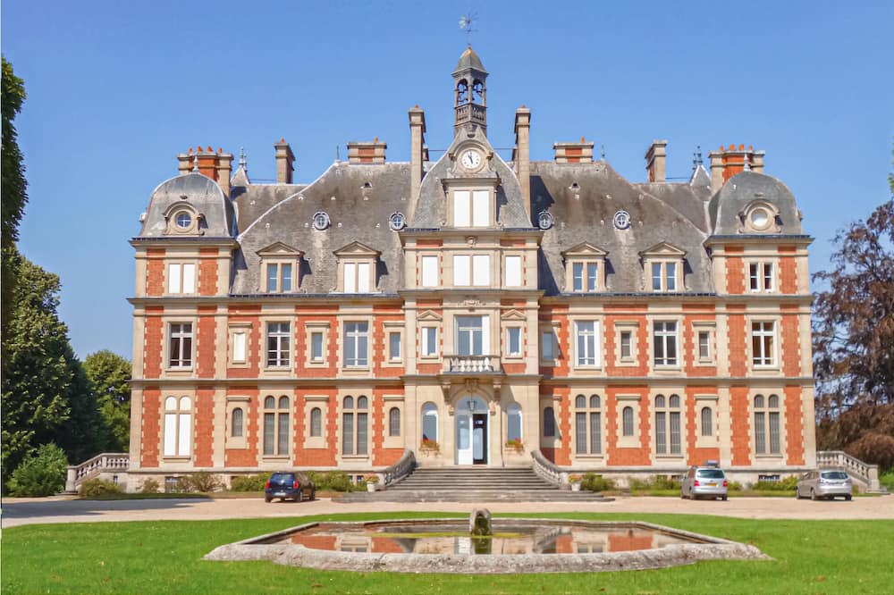 Photo of Others in Ocquerre