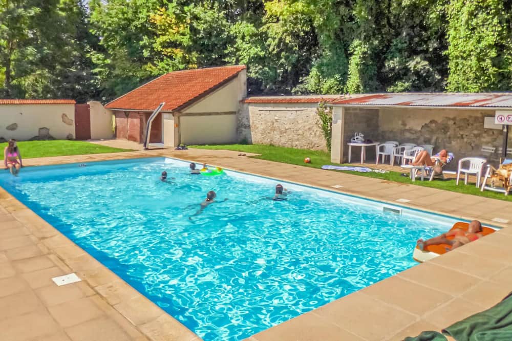 Photo of Outdoor in Ocquerre